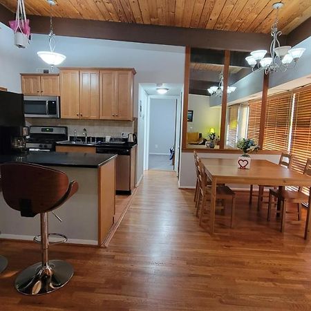 Entire One Bedroom Apartment Annandale Bagian luar foto