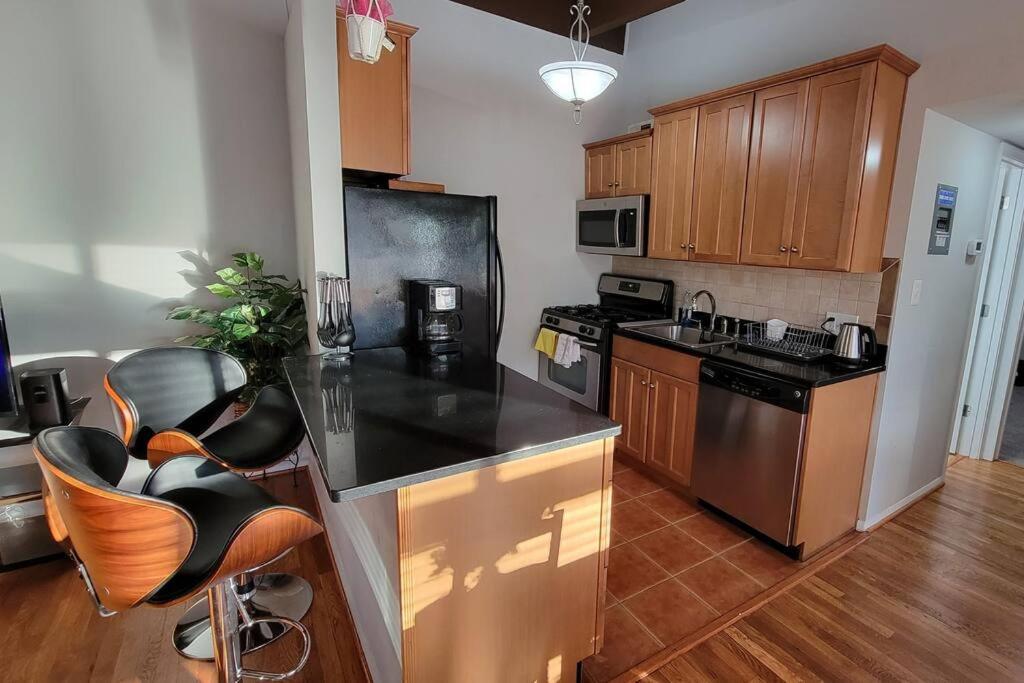Entire One Bedroom Apartment Annandale Bagian luar foto